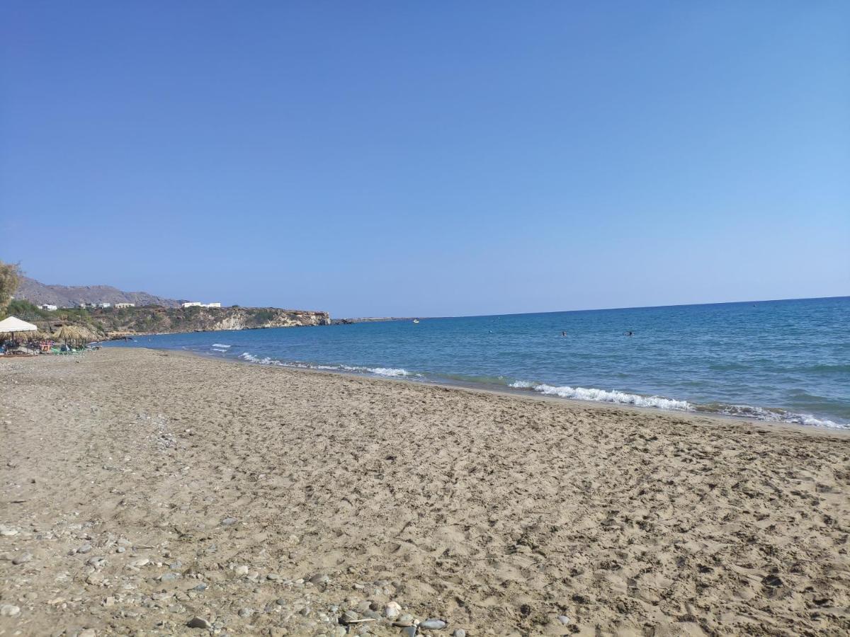 Neva Apartments By The Beach Makrýgialos Exteriér fotografie